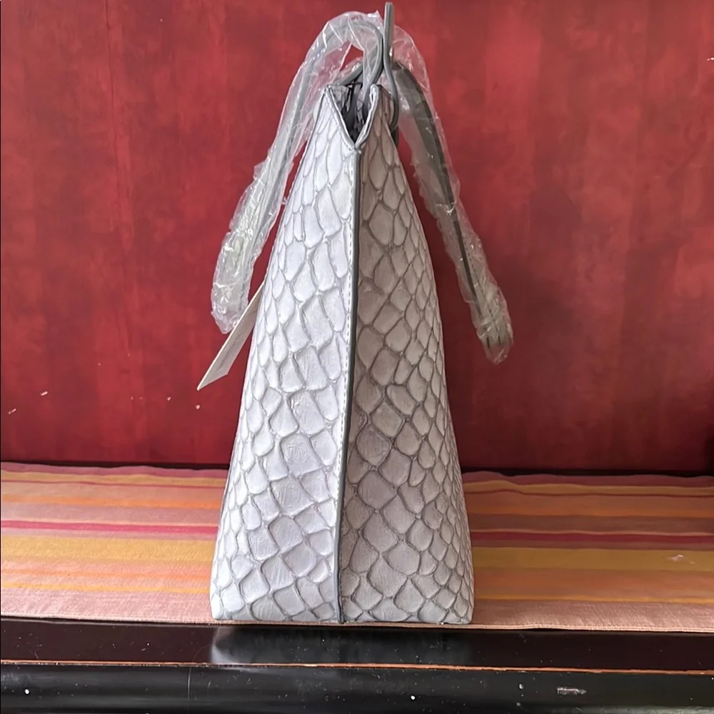 Silver Tote Bag - Picture 4 of 7
